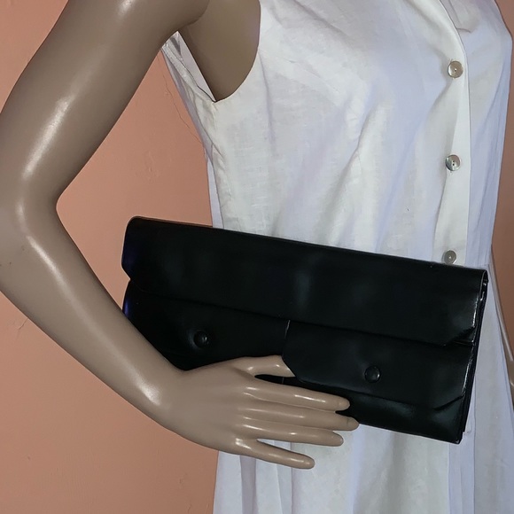 Gᴇɴᴜɪɴᴇ Lᴇᴀᴛʜᴇʀ | Dʀᴇssʏ Cʟᴜᴛᴄʜ (Mᴀᴅᴇ Iɴ Fʀᴀɴᴄᴇ) - Picture 6 of 9